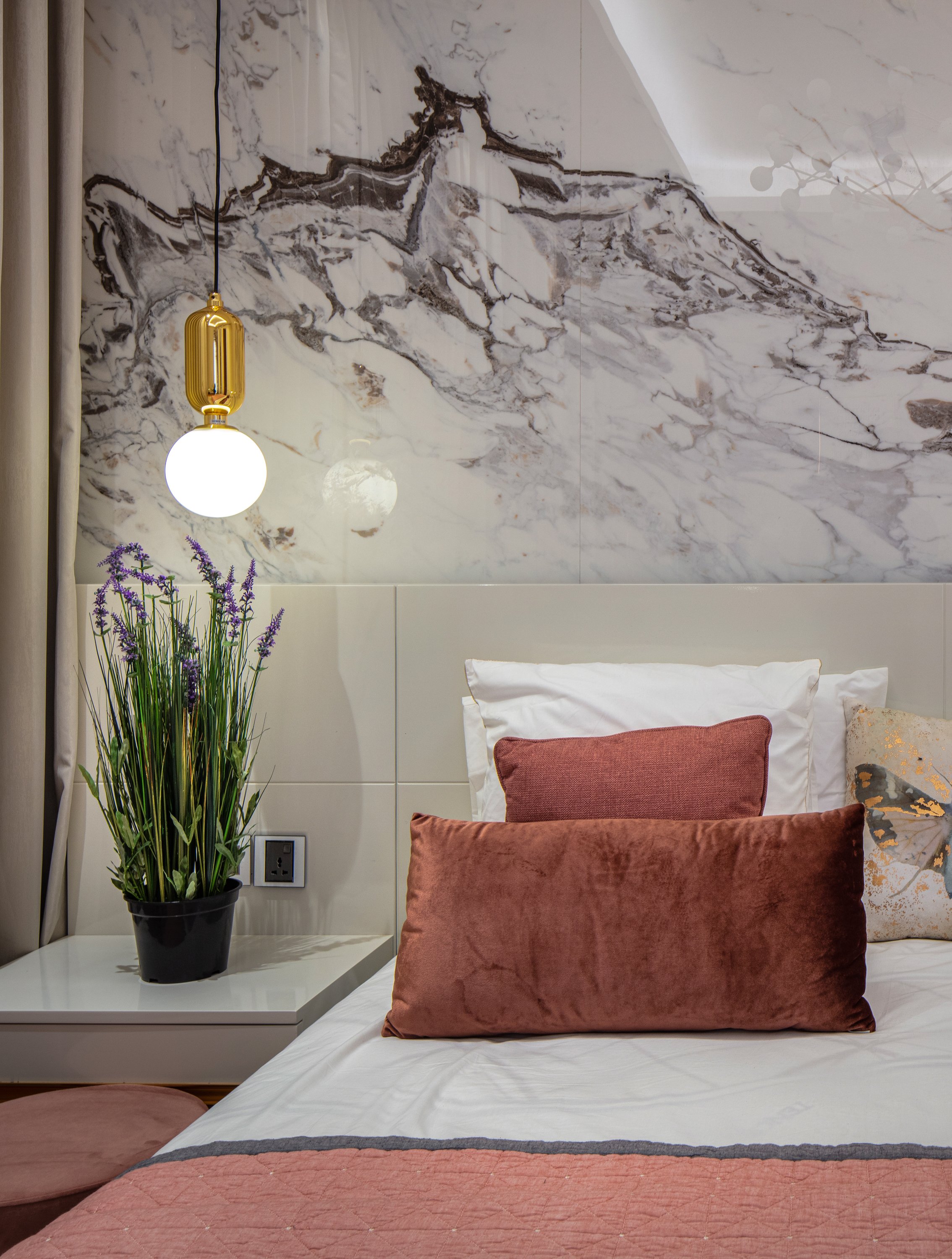 INTERIOR - PRIVATE RESIDENTIAL